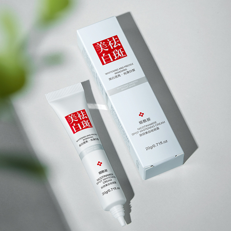 تتلاشى وتحسين النمش البقع السو - مراجعة Skincare Glow وسعره