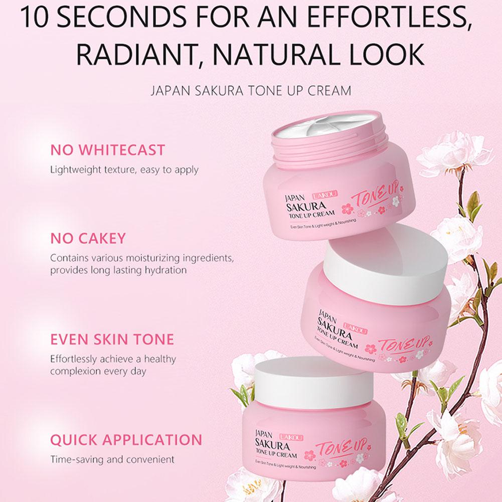 كريم ترطيب للوجه لتفتيح البشرة - مراجعة Skincare Glow وسعره